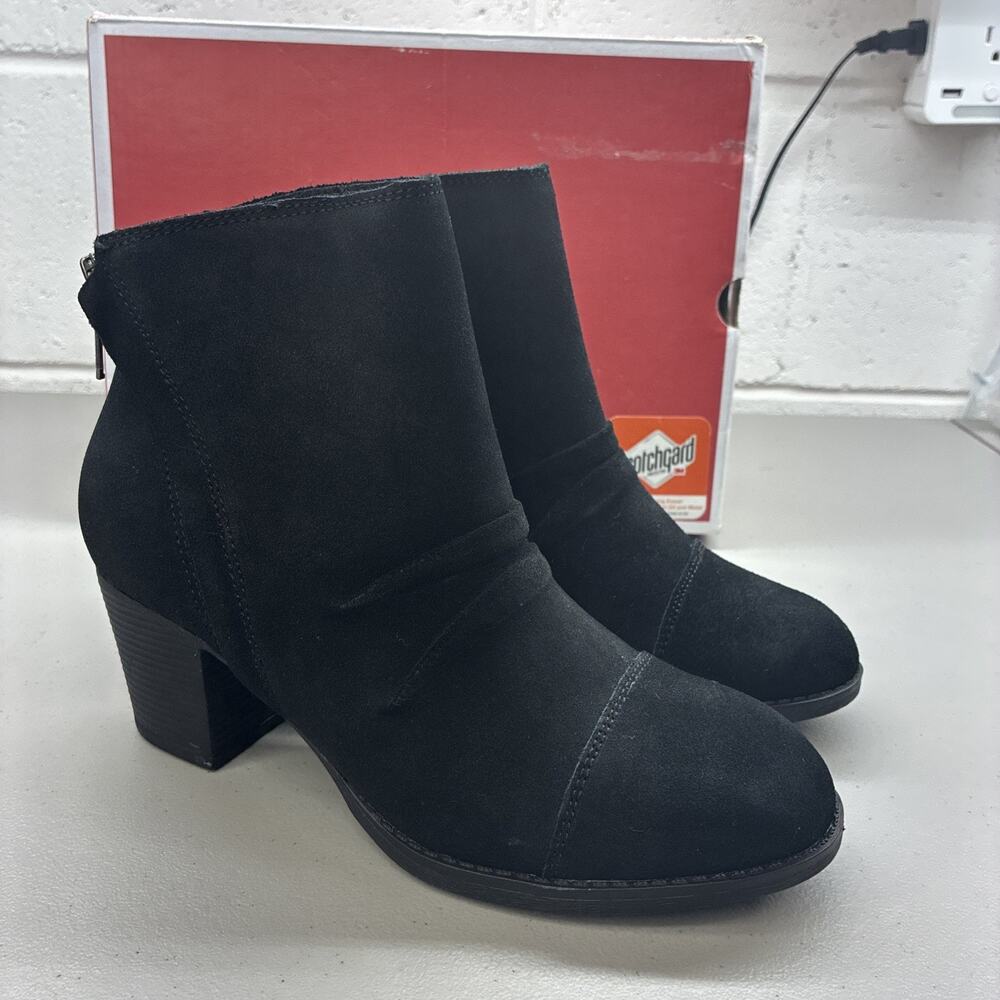 Skechers Boots Womens Size 6 Black Leather Ankle Zip Booties Memory Foam 44645